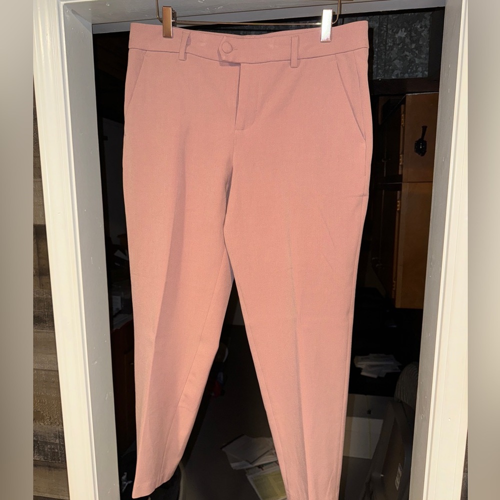 Liverpool Pink Capri Dress Pant